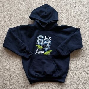6 7 Navy Blue Hoodie size medium youth